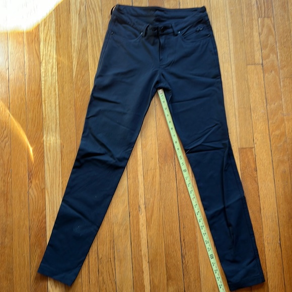 Lululemon Black 5 pocket pants. No tag. Approximately size 2-4. About size 27. - Picture 1 of 5